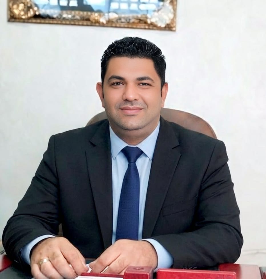 الاستاذ الدكتور عبدالحليم سعد استاذ واستشاري جراحات تجميل الانف وإصلاح التشوهات الخلقيه