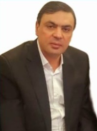 استاذ دكتور أشرف محمد الكبير أستاذ أمراض الباطنه و الجهاز الهضمي و الكبد طب الازهر أسيوط